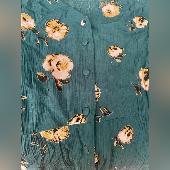 Collective Concepts Yorkshire Peplum Top - Picture 6 of 6